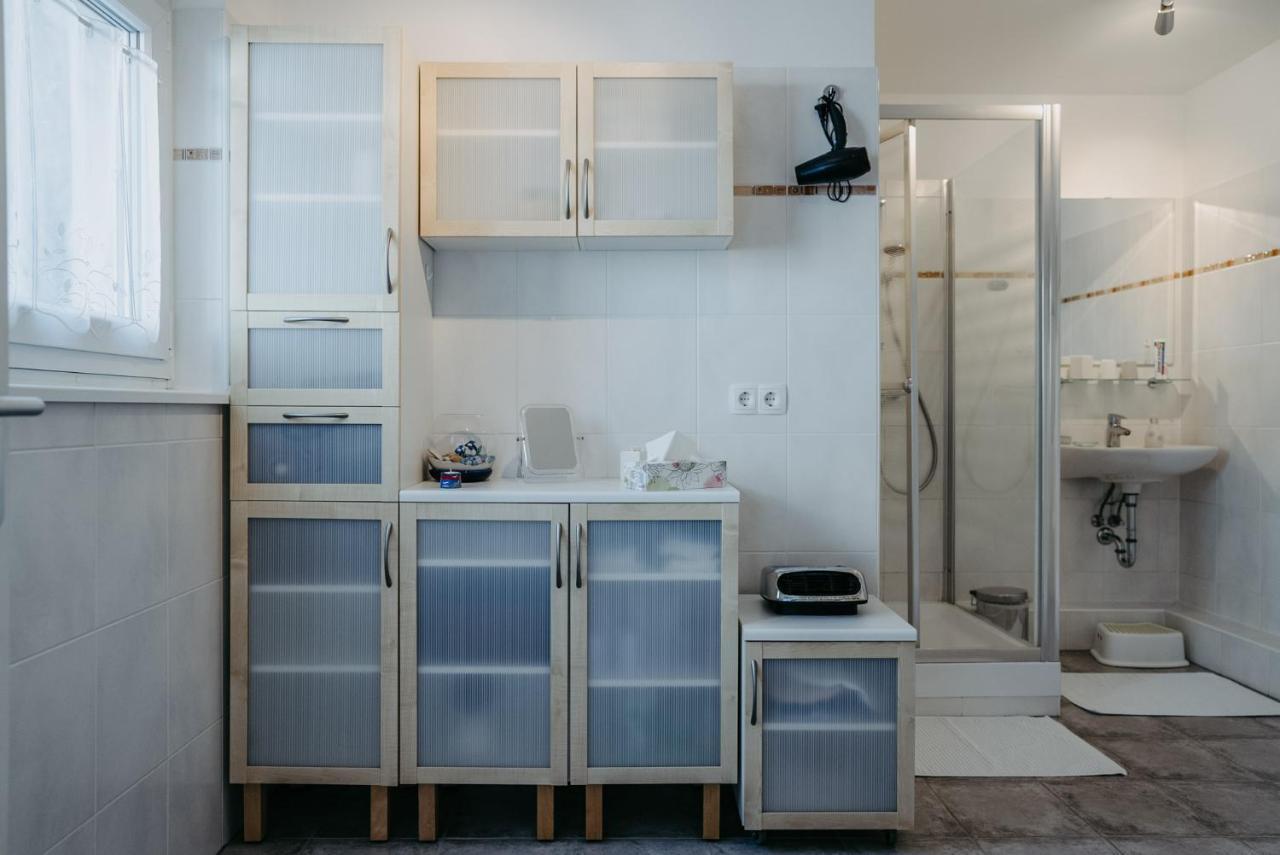 Haus Luna - Privatzimmer Im Sonnigen Suedburgenland Hackerberg エクステリア 写真