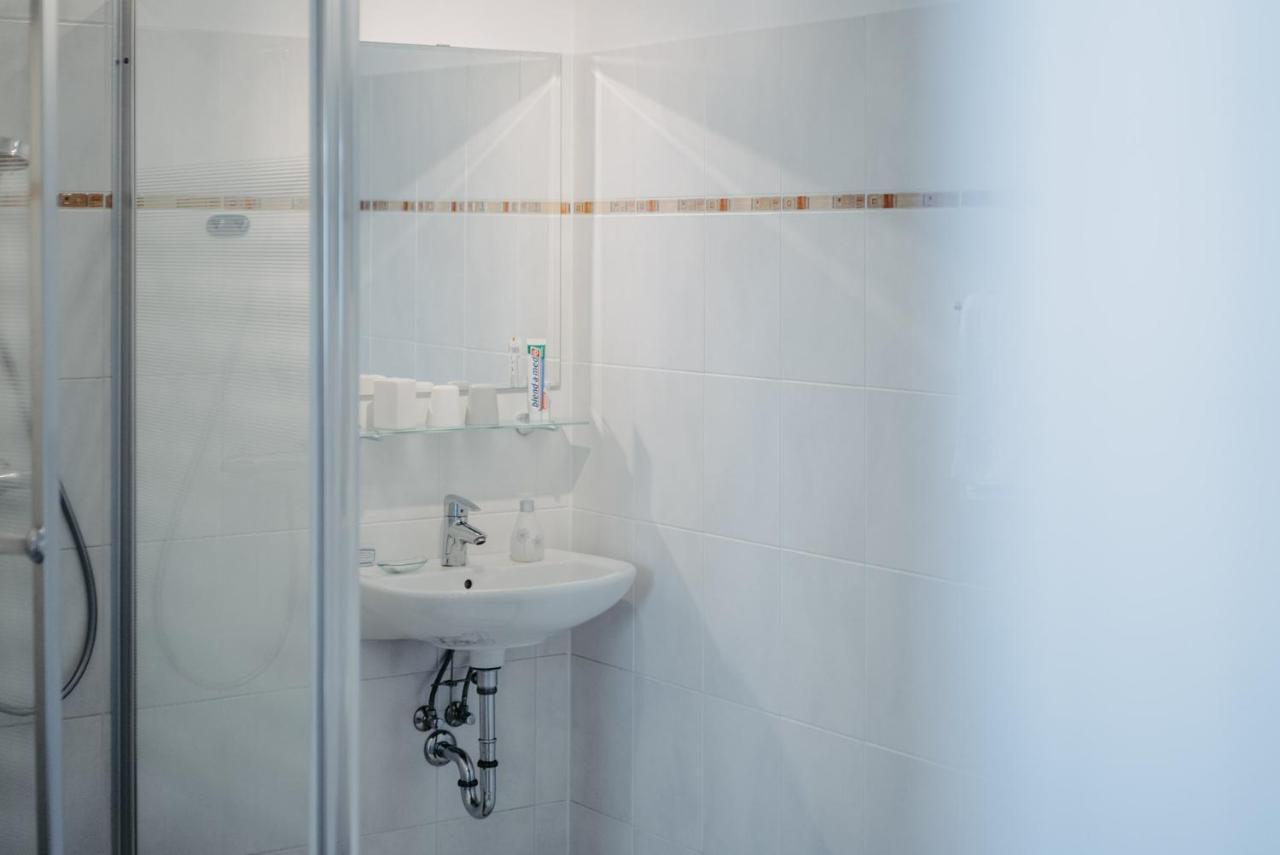Haus Luna - Privatzimmer Im Sonnigen Suedburgenland Hackerberg エクステリア 写真